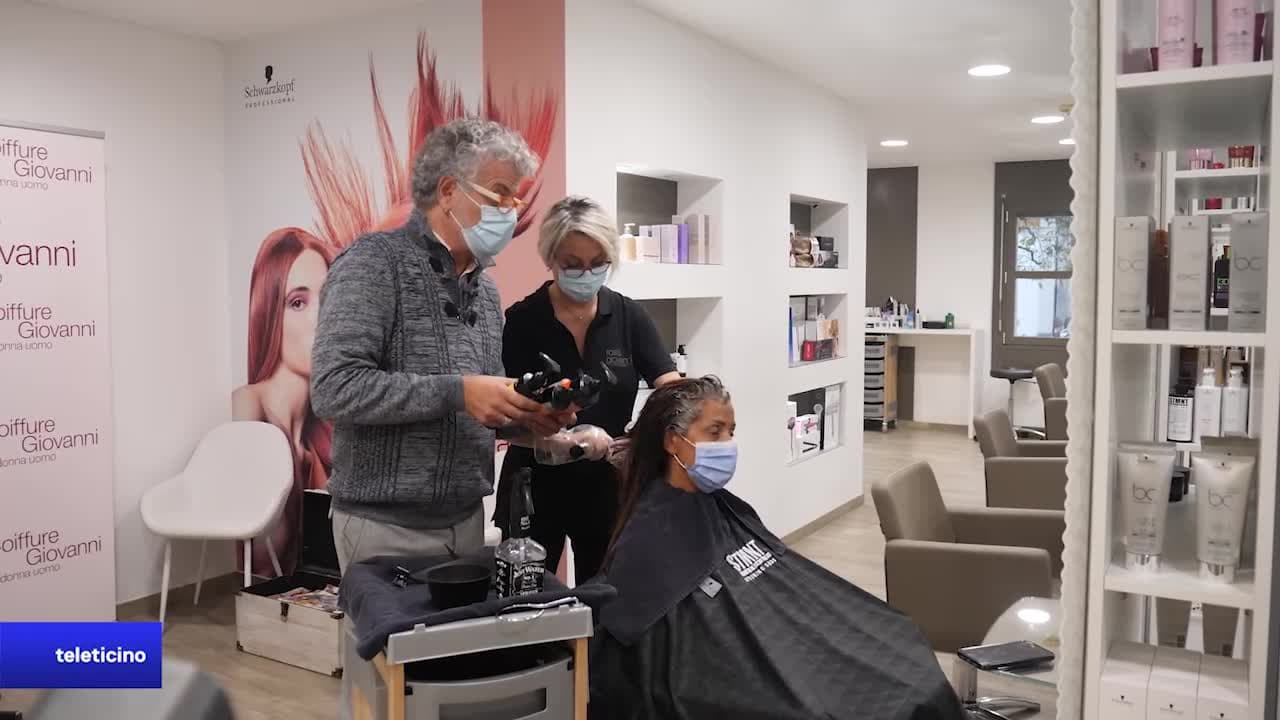 Appuntamento in salone - Colorazione dolce per la cute sensibile di Teresa